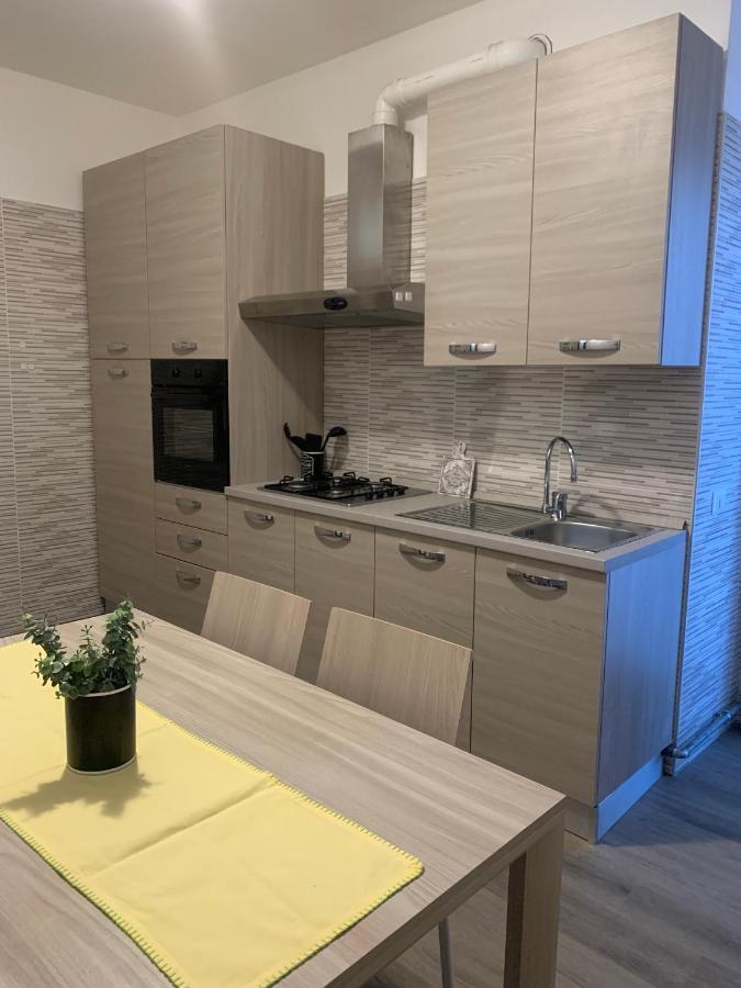 Lario Promenade: Family Friendly Apartment In Комо Экстерьер фото